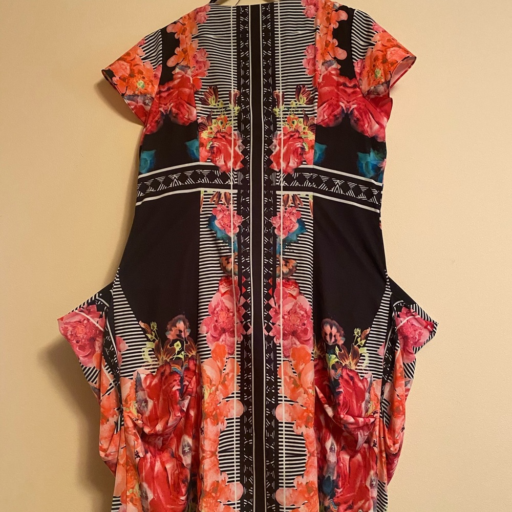 City Chic party dress - Picture 2 of 3